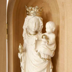 Statue Vierge-Marie et sa chapelle